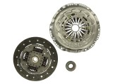 Self-adjusting clutch kit with bearing