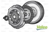 Clutch kit with rigid flywheel and pneumatic bearing