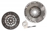Self-adjusting clutch kit with pneumatic bearing