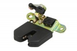 Boot lid lock