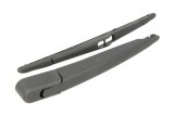 Wiper arm with blade