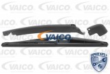 Wiper arm with blade