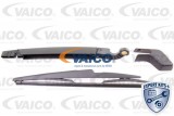 Wiper arm with blade