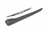 Wiper arm with blade