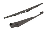 Wiper arm with blade