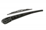 Wiper arm with blade