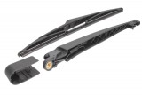 Wiper arm with blade