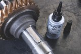 Anaerobic adhesive