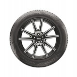 All-season PKW tyre