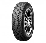All-season PKW tyre