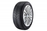 All-season PKW tyre