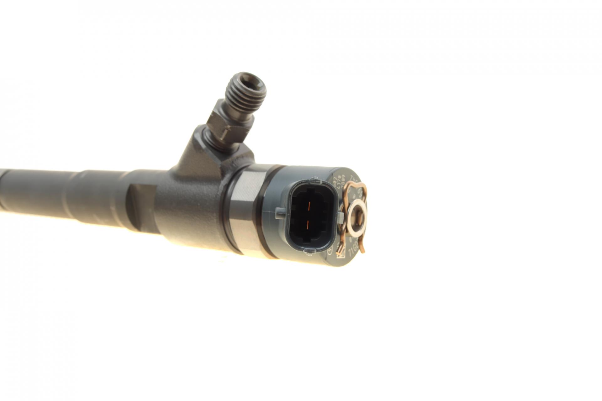 0445110520 BOSCH Форсунка Iveco Daily /Fiat Ducato 2.3D/Peugeot Boxer 2.3HDi 07-