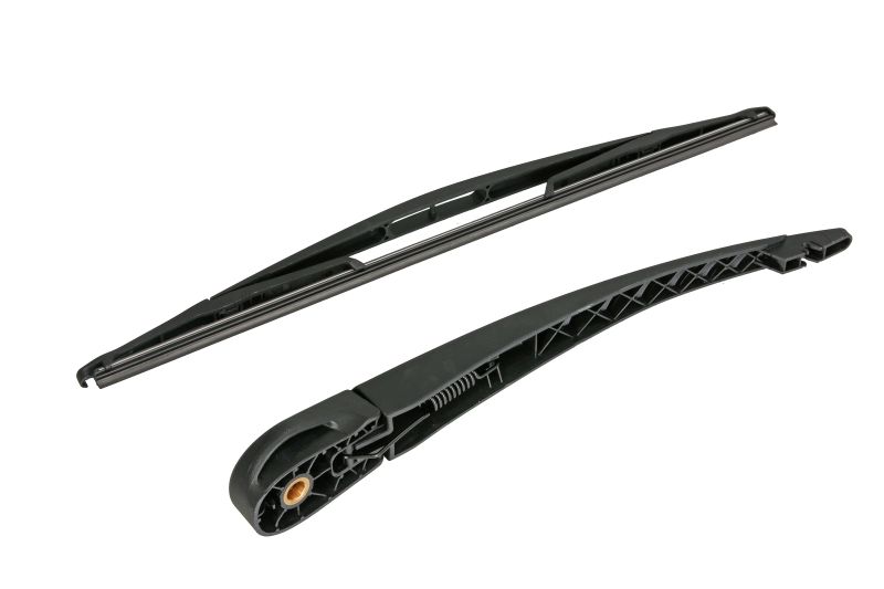 Wiper arm with blade