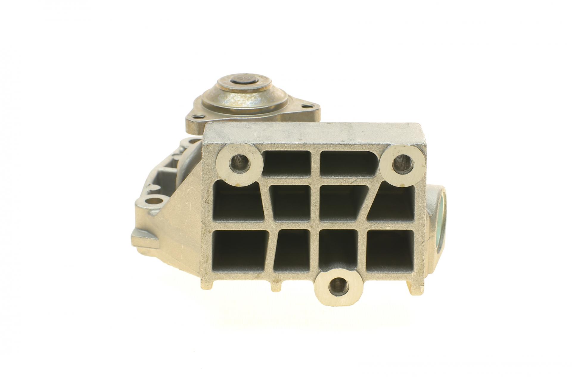 PA5922 BUGATTI Помпа воды Citroen Jumper 2.8D/HDi 99-/Fiat Ducato 2.5TDI/2.8D/JTD 94-/Peugeot Boxer (R/B) (8 лоп.)