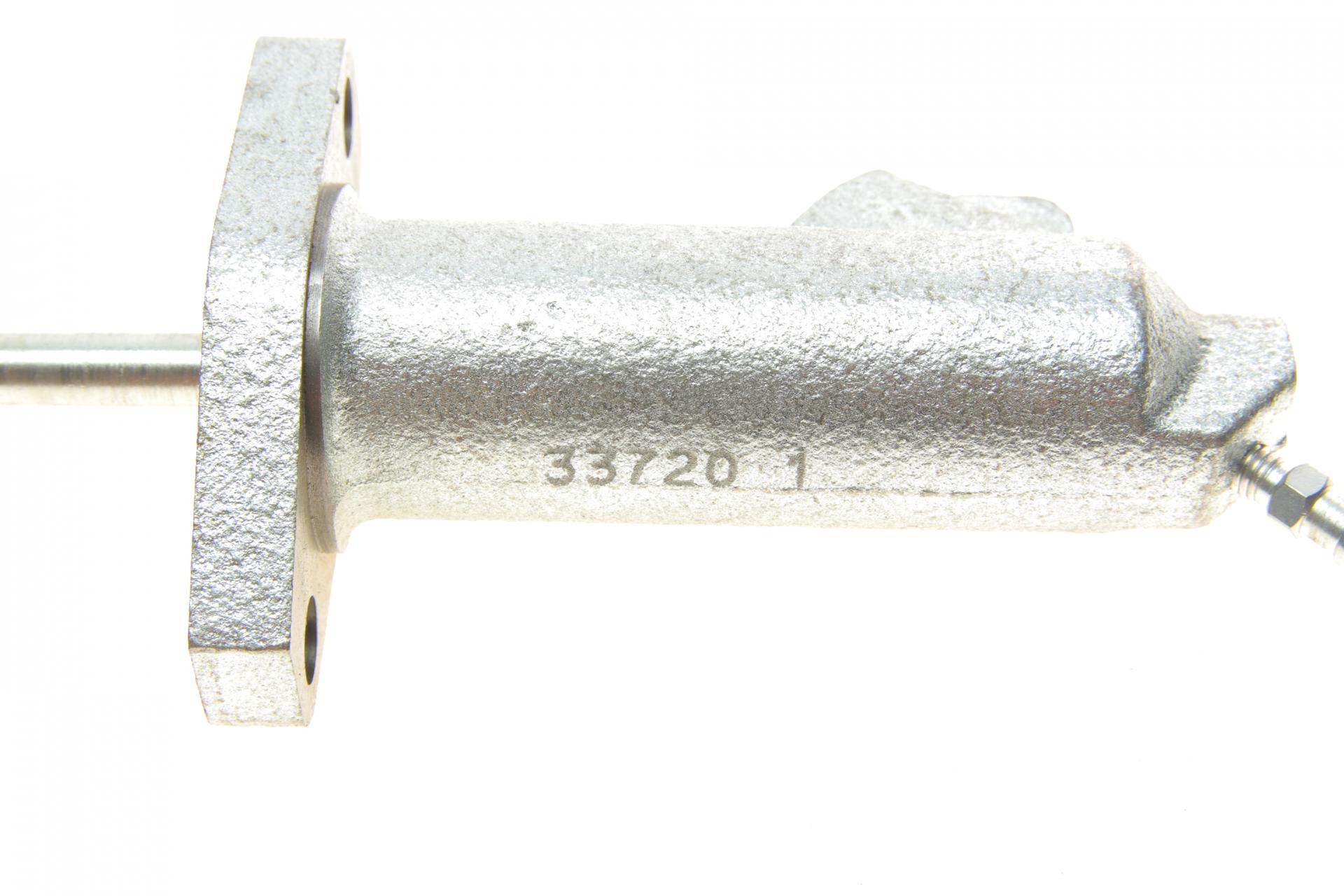 0986486539 BOSCH Цилиндр сцепления (рабочий) BMW 3 (E30)/5 (E34) 525i/535i 88-95 (M50/M40/M42)