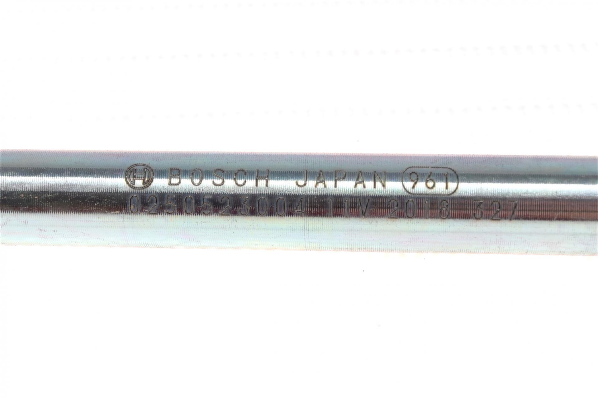 0250523004 BOSCH Свеча накала Mitsubishi L200/Pajero IV 2.5DI-D/3.2DI-D 05- (11V/169mm M10x1.25)