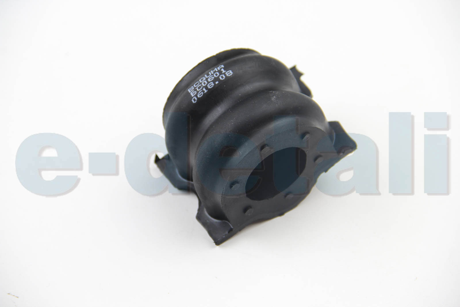 BC0601 BCGUMA BCGUMA FORD Подушка стабилизатора с металич. кронштейном Transit 86-