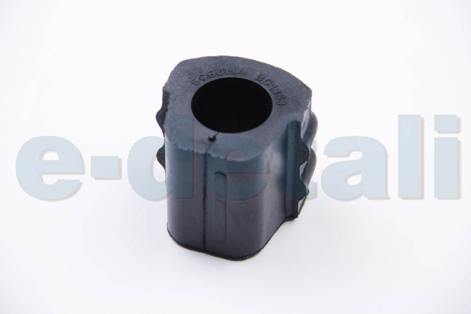 BC1358 BCGUMA BCGUMA DB Втулка стабилизатора передняя 609D,709D,711D 30mm