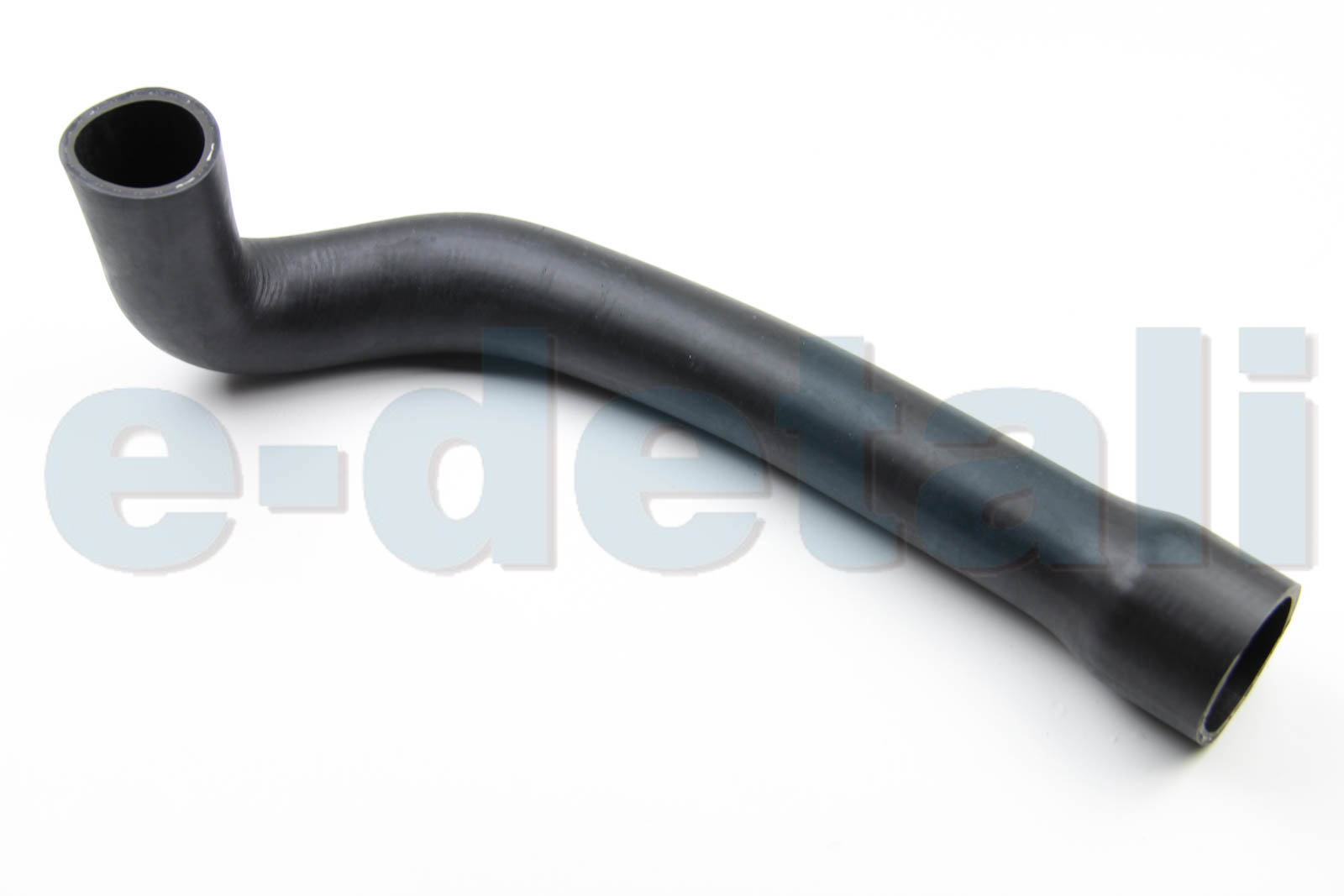 BSG25720037 BSG Патрубок интеркулера Fiat Doblo 1.3 D Multijet 10- (турбина-радиатор)