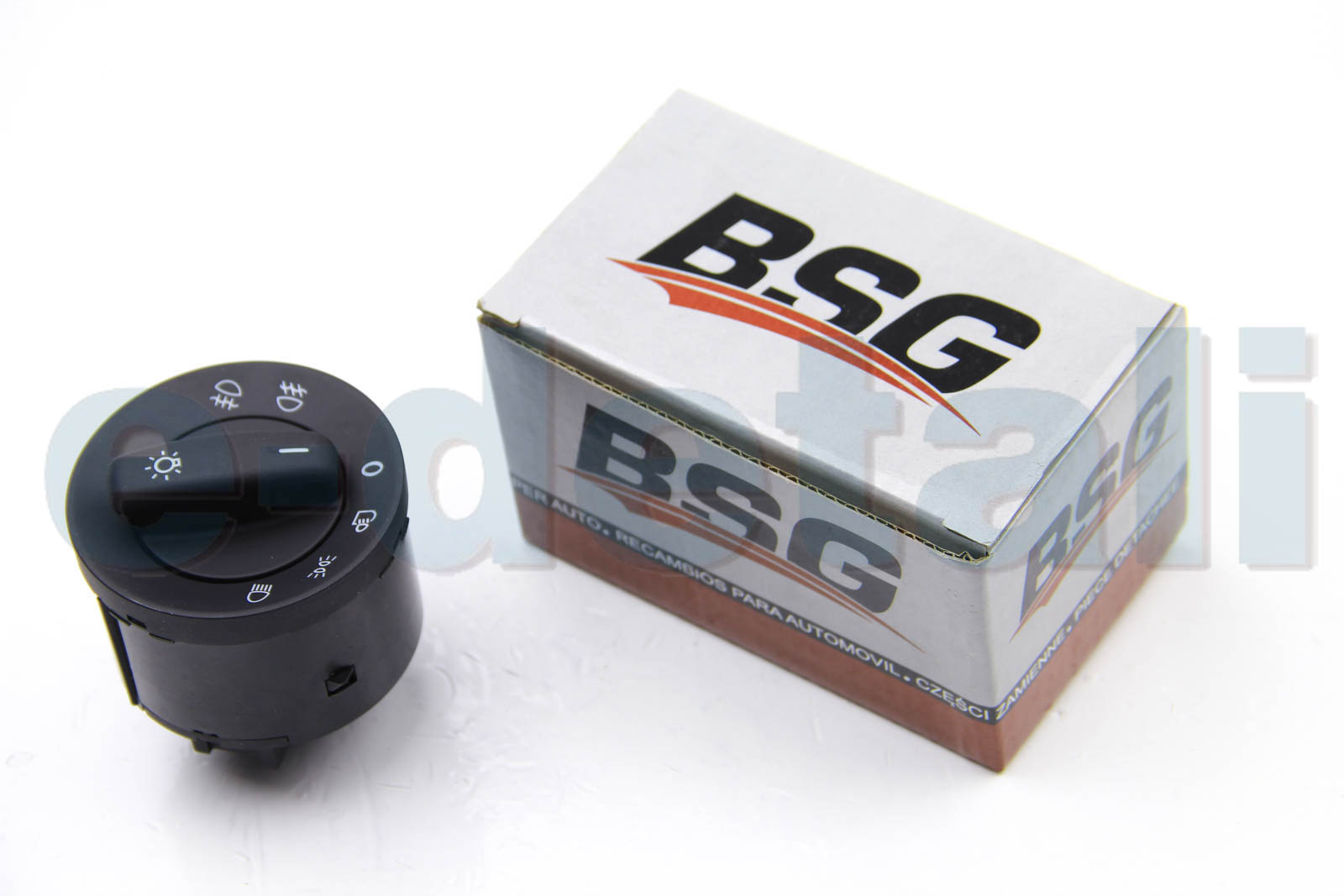 BSG90860075 BSG Переключатель света фар Caddy 04-/T5 03- (+автомат.стоян.огней/+ зад. п/тум)
