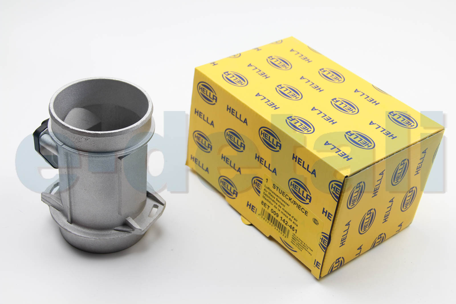 8ET009142451 HELLA Расходомер воздуха (5 конт.) AUDI A4/ A6/A8/VW PASSAT 2.5TDi 00-05
