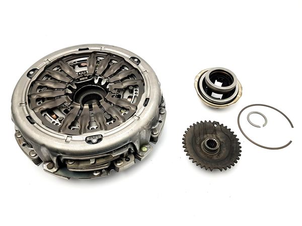 302054315R RENAULT Комплект зчеплення K9K DC4 (robot)