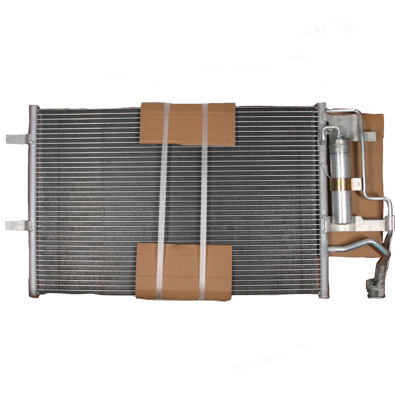 C12121 SATO TECH SATO Q+ Конденсер MAZDA 3 03-
